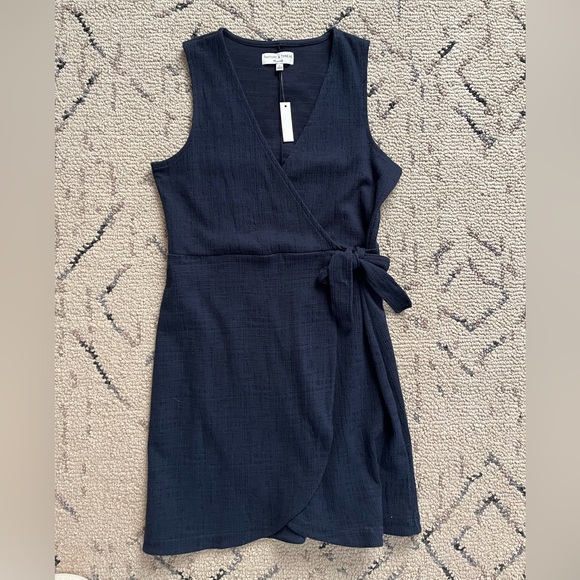 Madewell texture and Thread Navy Wrap Dress NWT - Picture 2 of 6